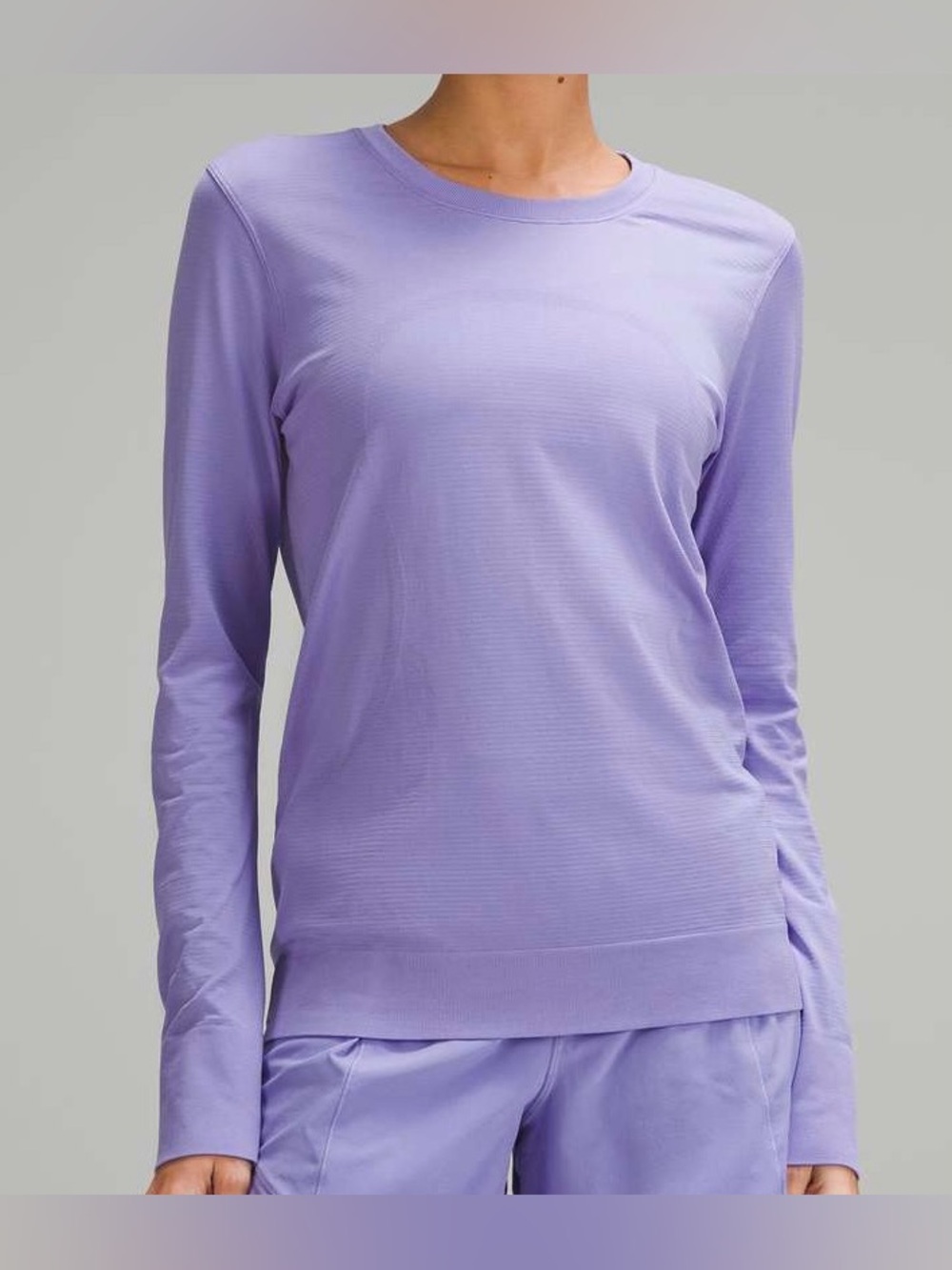 Women’s lululemon Lavender Long-Sleeve Shirt - 6